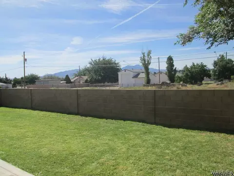 2194 E Mcvicar Ave, Kingman, AZ 86409 photo 10