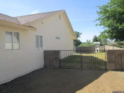 2194 E Mcvicar Ave, Kingman, AZ 86409 photo 6