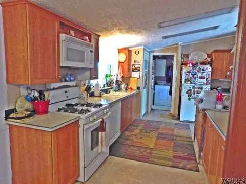 2054 W Honeysuckle Rd, Williams, AZ 86046 photo 6