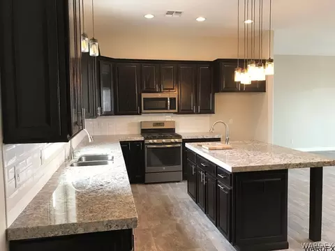 1802 E Aloe St, Kingman, AZ 86409 photo 8