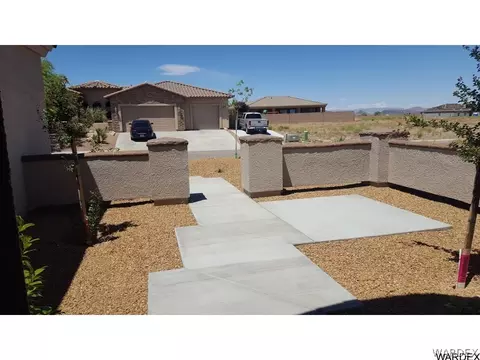 1612 E Aloe St, Kingman, AZ 86409 photo 4