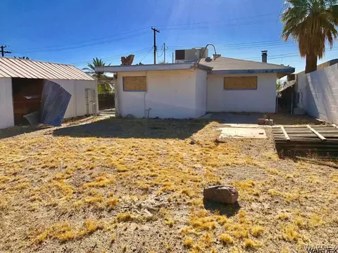 608 A St, Needles, CA 92363 photo 2