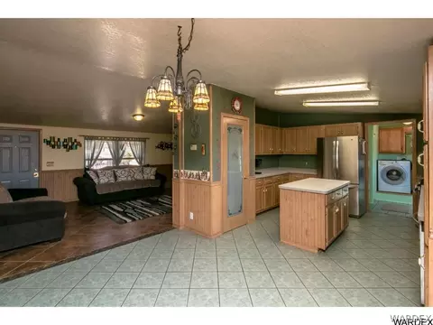 2385 E Ramirez Cir, Kingman, AZ 86409 photo 11
