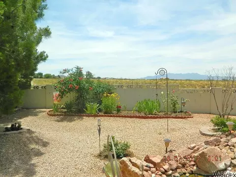 7804 E Devils Arch Dr, Kingman, AZ 86401 photo 12