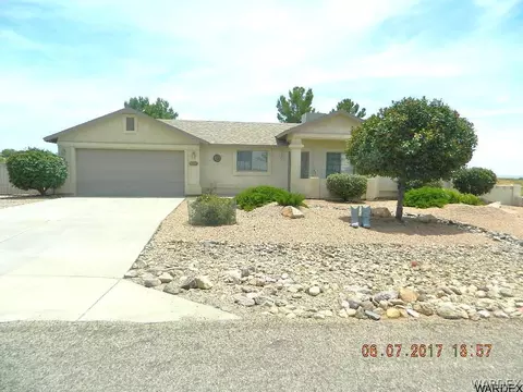 7804 E Devils Arch Dr, Kingman, AZ 86401 photo 1