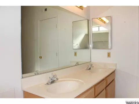 2311 S Risco Ln, Laughlin, NV 89029 photo 17
