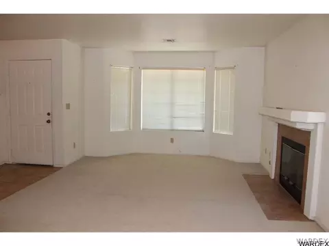 2311 S Risco Ln, Laughlin, NV 89029 photo 3