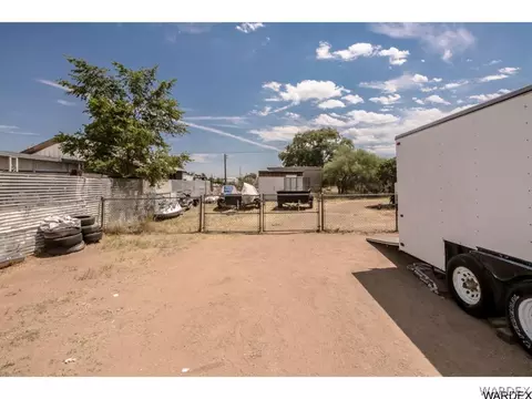 3575 E Dove Ln, Kingman, AZ 86409 photo 4
