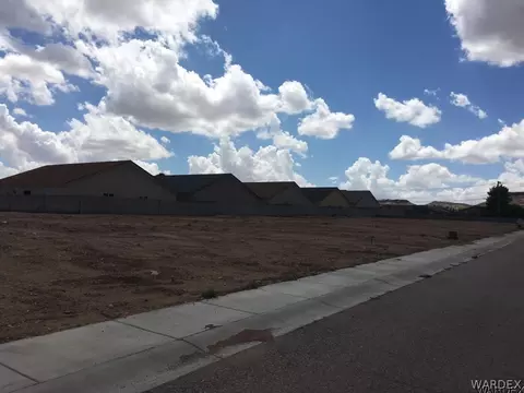 980 Sheldon Ave, Kingman, AZ 86409 photo 2
