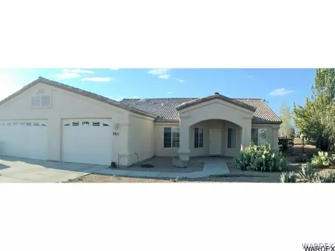 7811 E Devils Arch Dr, Kingman, AZ 86401 photo 1