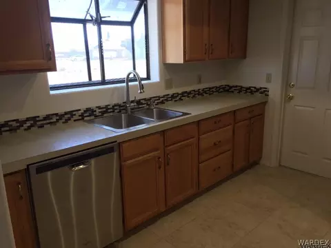 7862 E Larkspur Dr, Kingman, AZ 86401 photo 11