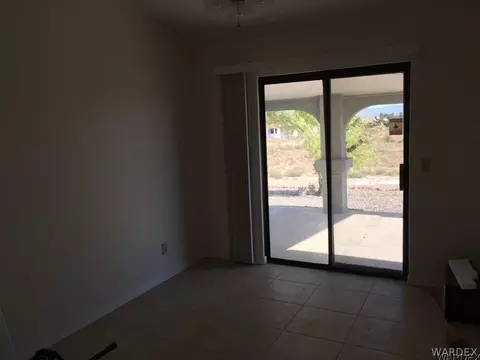 7862 E Larkspur Dr, Kingman, AZ 86401 photo 9