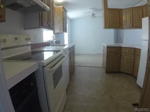 3720 E Diagonal Way, Kingman, AZ 86409 photo 13