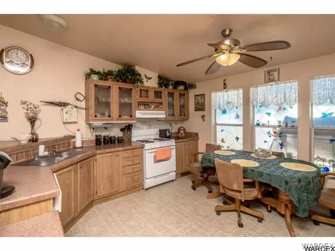 3167 E Devlin Ave, Kingman, AZ 86409 photo 4