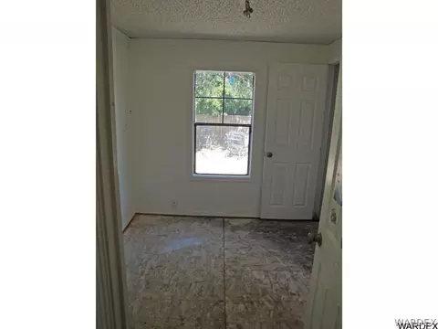 450 E Simon Ave, Kingman, AZ 86409 photo 2