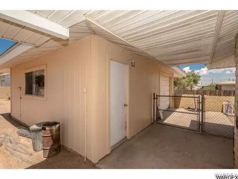 585 E Berk Ave, Kingman, AZ 86409 photo 32