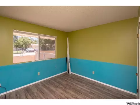 585 E Berk Ave, Kingman, AZ 86409 photo 26