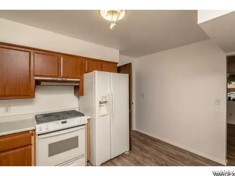 585 E Berk Ave, Kingman, AZ 86409 photo 18