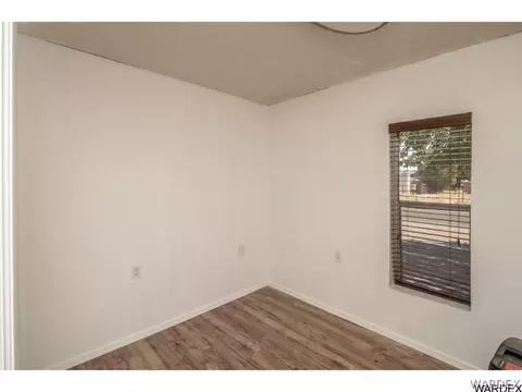 585 E Berk Ave, Kingman, AZ 86409 photo 25