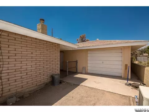 585 E Berk Ave, Kingman, AZ 86409 photo 7
