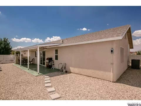 3428 N Apache St, Kingman, AZ 86401 photo 2