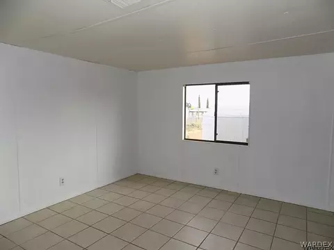 1960 E Suffock Ave, Kingman, AZ 86409 photo 7