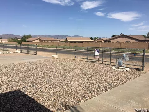 3940 E Thompson Ave, Kingman, AZ 86409 photo 11