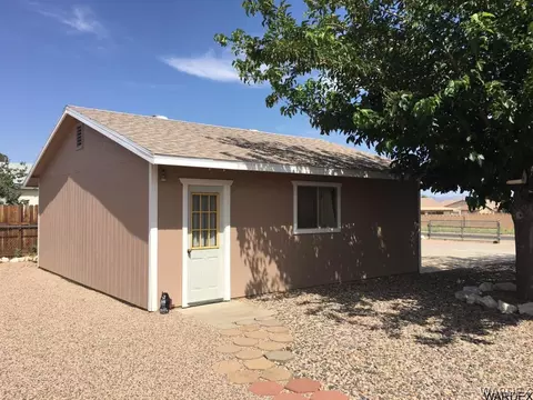 3940 E Thompson Ave, Kingman, AZ 86409 photo 8