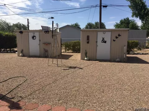 3940 E Thompson Ave, Kingman, AZ 86409 photo 6
