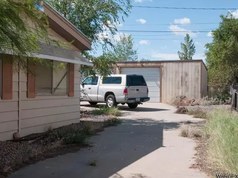 3075 E Devlin Ave, Kingman, AZ 86409 photo 6