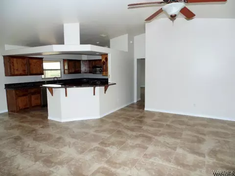 7125 E Stoneaxe Dr, Kingman, AZ 86401 photo 3