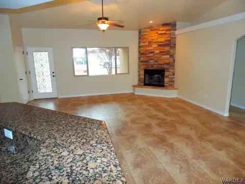 7125 E Stoneaxe Dr, Kingman, AZ 86401 photo 8