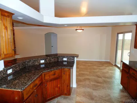7125 E Stoneaxe Dr, Kingman, AZ 86401 photo 6