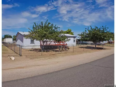 1155 E Mcvicar Ave, Kingman, AZ 86409 photo 2