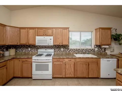 3958 E Snavely Way, Kingman, AZ 86409 photo 18