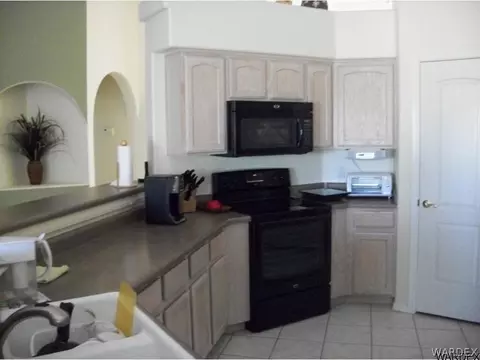 7747 E Oxbow Dr, Kingman, AZ 86401 photo 4
