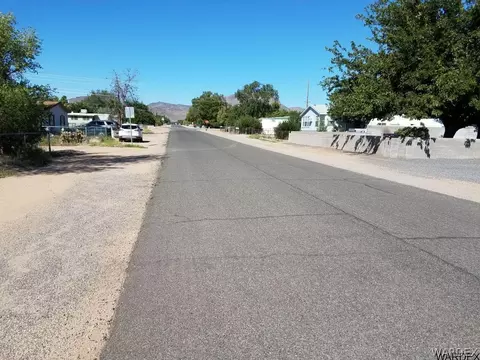3036 E Lass Ave, Kingman, AZ 86409 photo 2