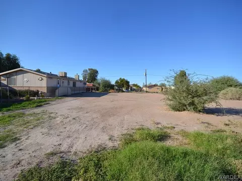 2199 E Hackamore Dr, Mohave Valley, AZ 86440 photo 1