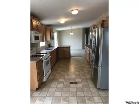2980 E Suffock Ave, Kingman, AZ 86409 photo 7