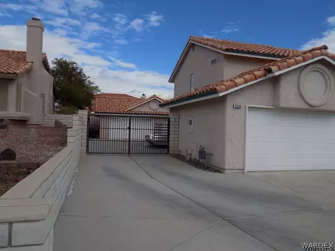 3304 Cactus Springs Dr, Laughlin, NV 89029 photo 3