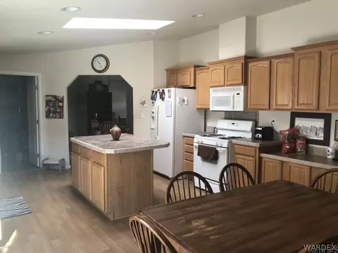 10780 E Tree Line Dr, Hackberry, AZ 86411 photo 12