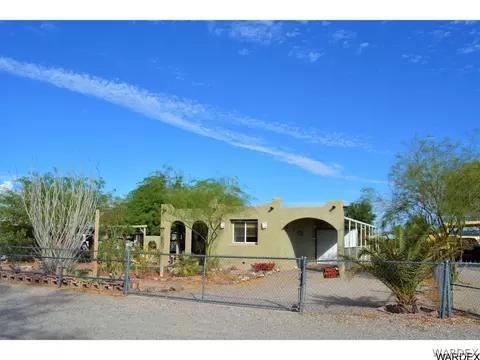 5461 E Apache Dr, Topock, AZ 86436 photo 1