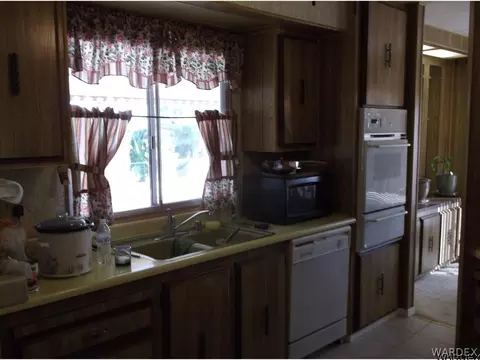 2285 E Devlin Ave, Kingman, AZ 86409 photo 9