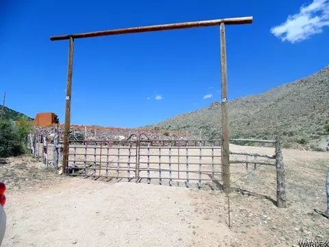 10763 E Spring Valley Dr, Hackberry, AZ 86411 photo 1