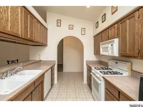 7794 E Saddleback Dr, Kingman, AZ 86401 photo 13