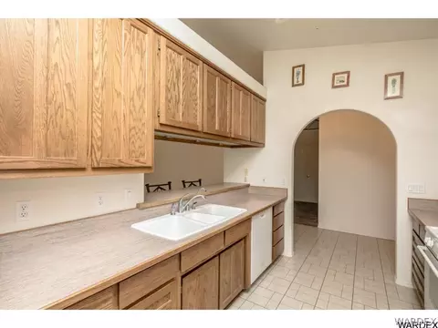 7794 E Saddleback Dr, Kingman, AZ 86401 photo 12