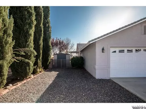 7794 E Saddleback Dr, Kingman, AZ 86401 photo 3