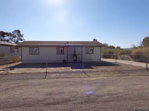 2194 E Hackamore Dr, Mohave Valley, AZ 86440 photo 1