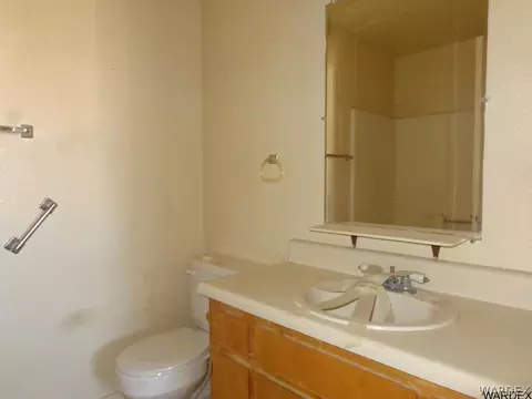 2194 E Hackamore Dr, Mohave Valley, AZ 86440 photo 13