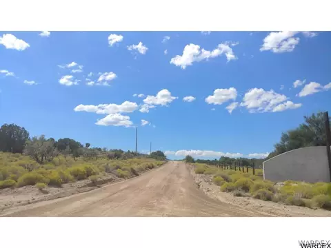 11208 E Hidden Valley Rd, Kingman, AZ 86401 photo 6